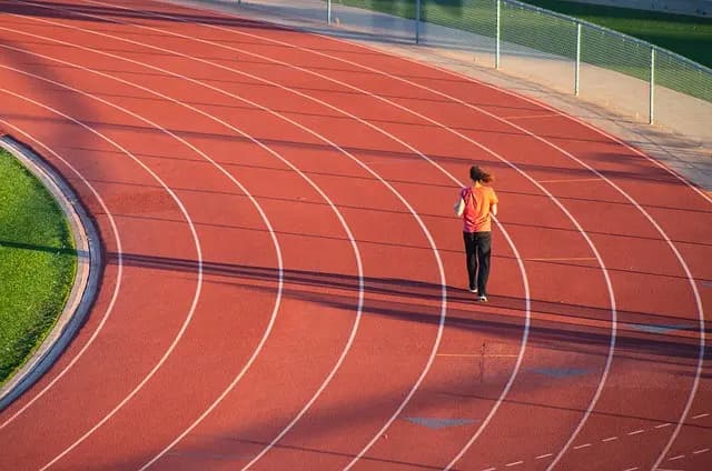 10 Essential Tips for Walking Your Way to Fitness Success
