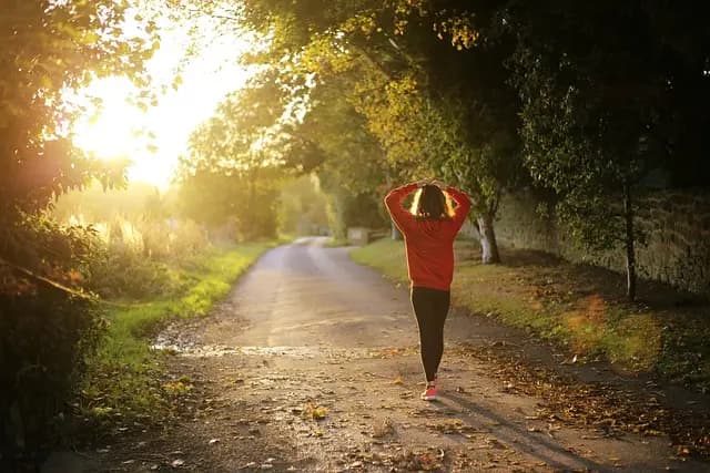 How to Effectively Set Walking Goals for Your Fitness Journey